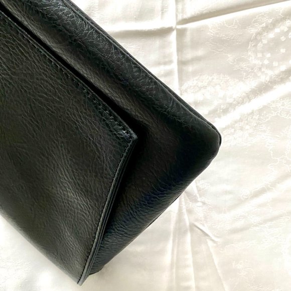 Matt and Nat Black Vegan Leather Clutch Bag - Picture 9 of 16